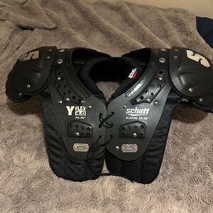 Schutt Youth Football Shoulder Pads - Black